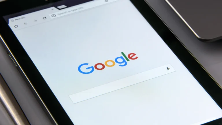Jak działa pozycjonowanie stron w Google? Kompletny przewodnik